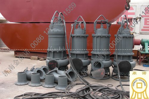 四台大功率潜水泥沙泵出口国外